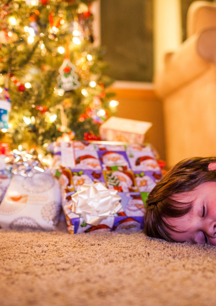 Festive music is the key to getting excited kids to sleep on Christmas Eve – and there’s one song that works w – The Sun