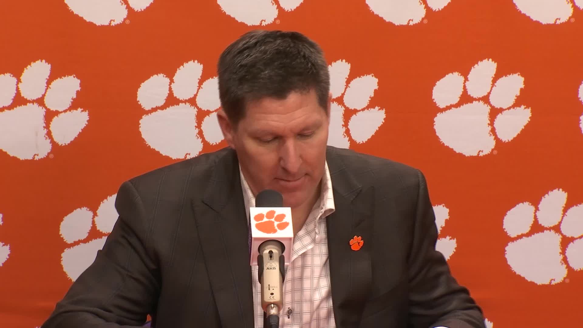 Thumbnail for the video titled "Brad Brownell comments after Clemson win over Syracuse"