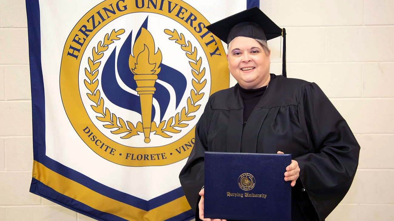 Marilyn earned her Bachelor's degree in January, just two months before she contracted COVID-19 (Courtsy: Marilyn Schneider)