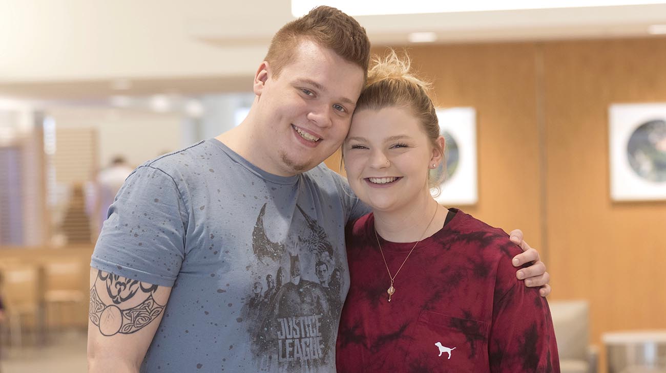 Kidney transplant patient Mike Rogers and his girlfriend Josie Brown