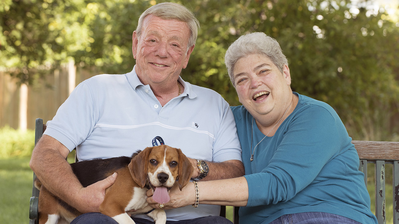 Ken and Jane with dog, Gizmo | Cleveland Clinic