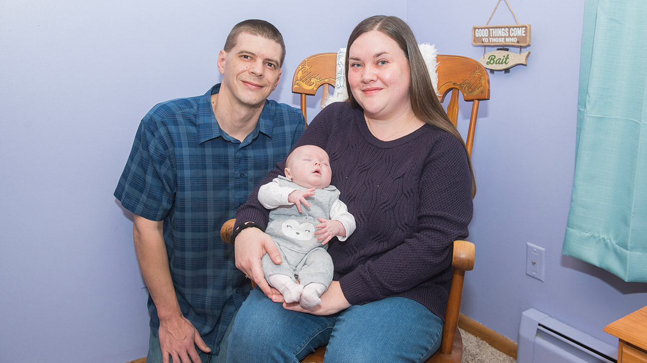 Akron General helps the Merritt family during pregnancy.