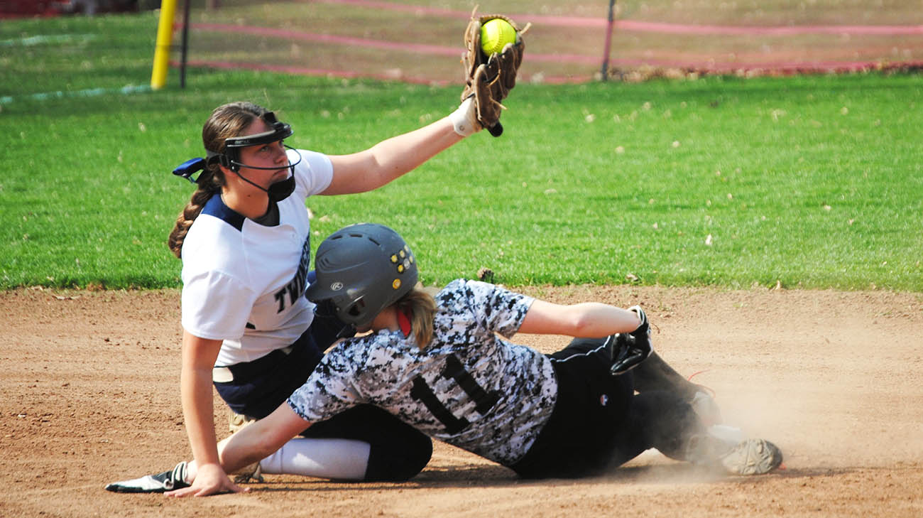 Patient with complex congenital heart defect becomes softball standout. 